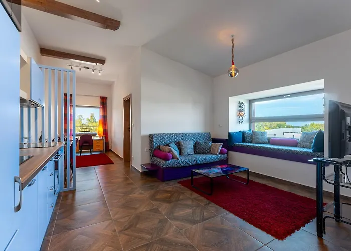 Laskara Garden Apartment By Prague Forest